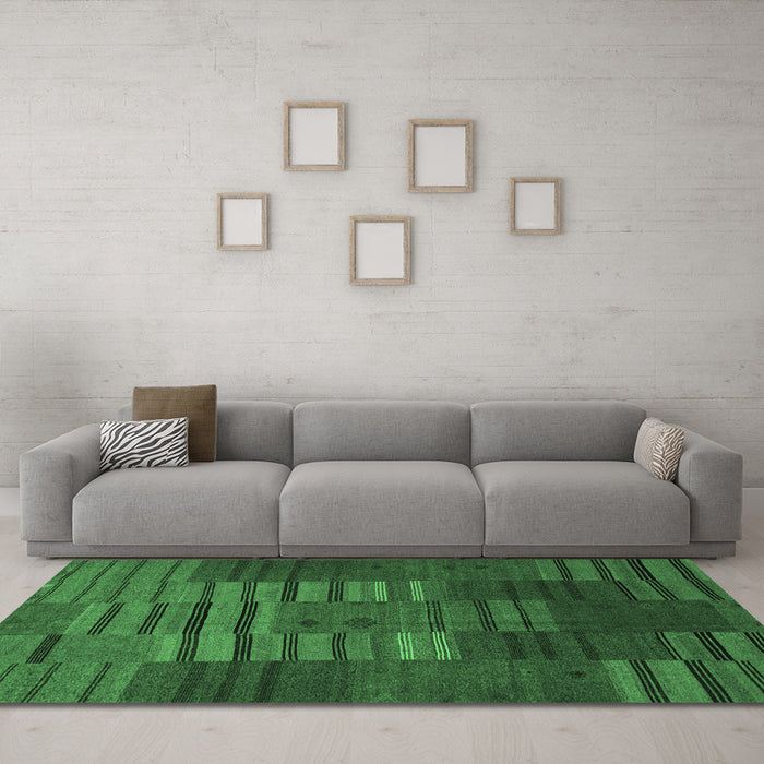 Machine Washable Abstract Emerald Green Contemporary Area Rugs in a Living Room,, wshcon382emgrn