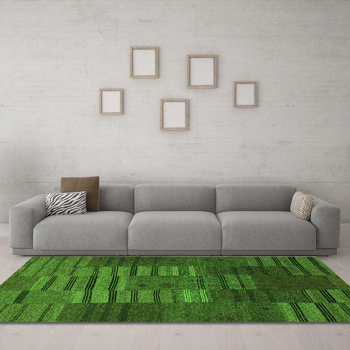 Machine Washable Abstract Green Contemporary Area Rugs in a Living Room,, wshcon382grn