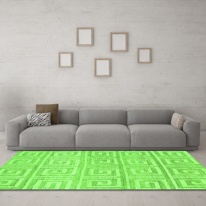 Machine Washable Abstract Green Contemporary Area Rugs in a Living Room,, wshcon383grn