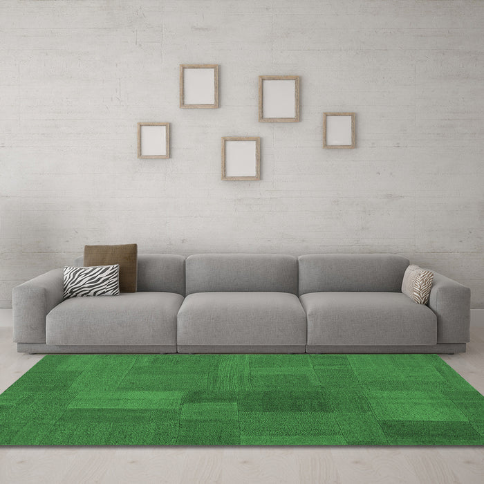 Machine Washable Patchwork Emerald Green Transitional Area Rugs in a Living Room,, wshcon387emgrn