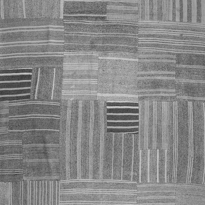 Serging Thickness of Machine Washable Abstract Gray Contemporary Rug, wshcon388gry