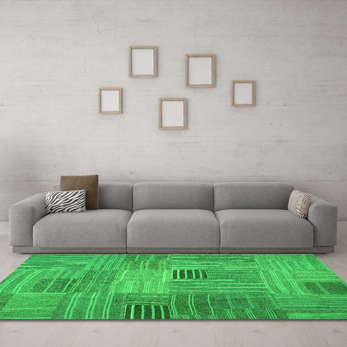 Machine Washable Abstract Green Contemporary Area Rugs in a Living Room,, wshcon388grn