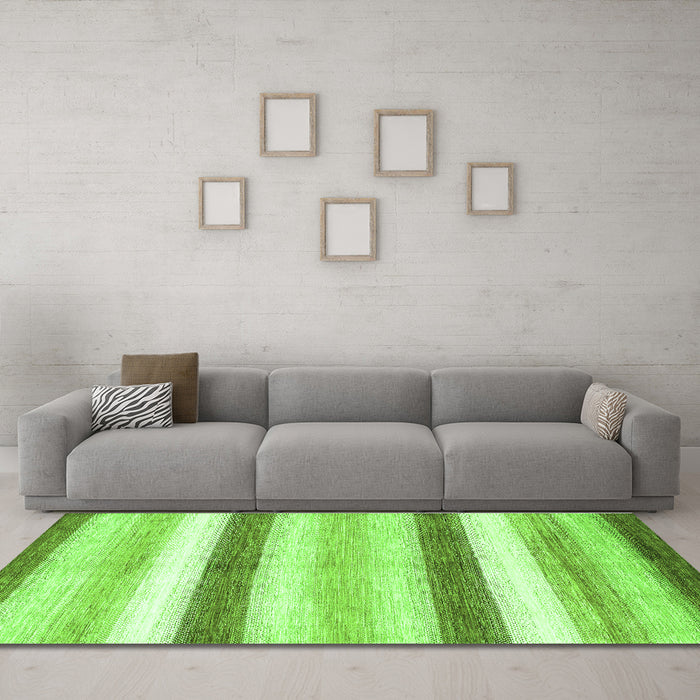 Machine Washable Abstract Green Contemporary Area Rugs in a Living Room,, wshcon389grn