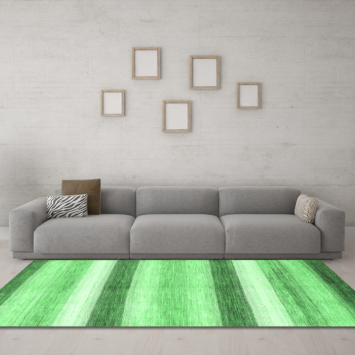 Machine Washable Abstract Emerald Green Contemporary Area Rugs in a Living Room,, wshcon389emgrn