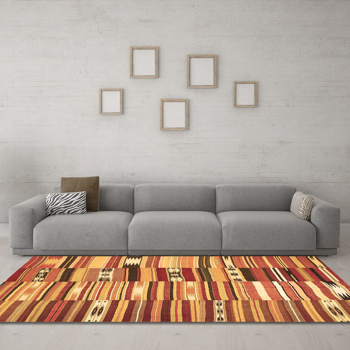 Machine Washable Patchwork Brown Transitional Rug in a Living Room,, wshcon391brn