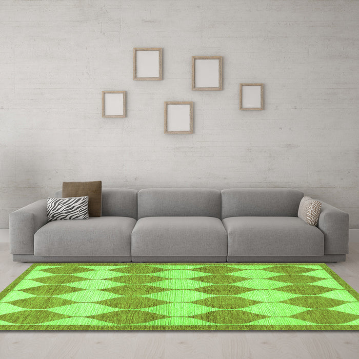 Machine Washable Abstract Green Contemporary Area Rugs in a Living Room,, wshcon392grn
