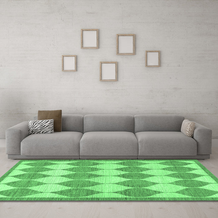 Machine Washable Abstract Emerald Green Contemporary Area Rugs in a Living Room,, wshcon392emgrn