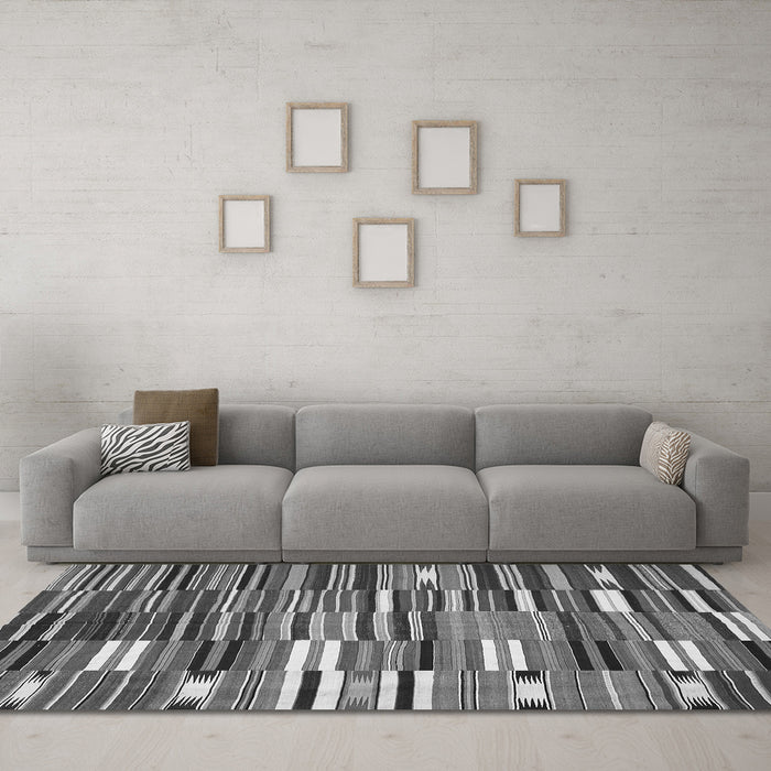 Machine Washable Oriental Gray Traditional Rug in a Living Room,, wshcon395gry