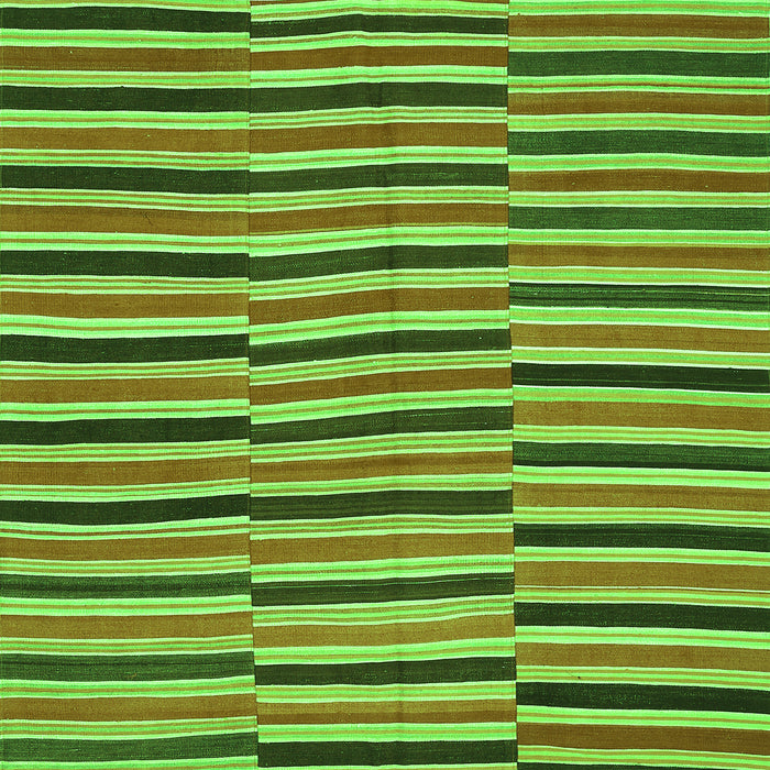 Serging Thickness of Oriental Green Traditional Rug, con396grn