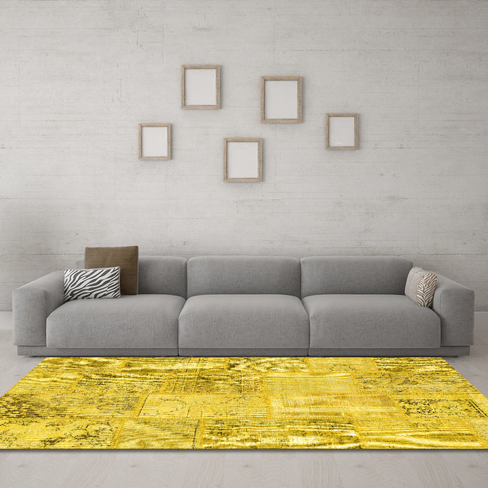 Machine Washable Patchwork Yellow Transitional Rug in a Living Room, wshcon397yw