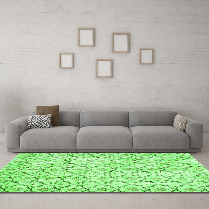 Machine Washable Abstract Green Contemporary Area Rugs in a Living Room,, wshcon398grn