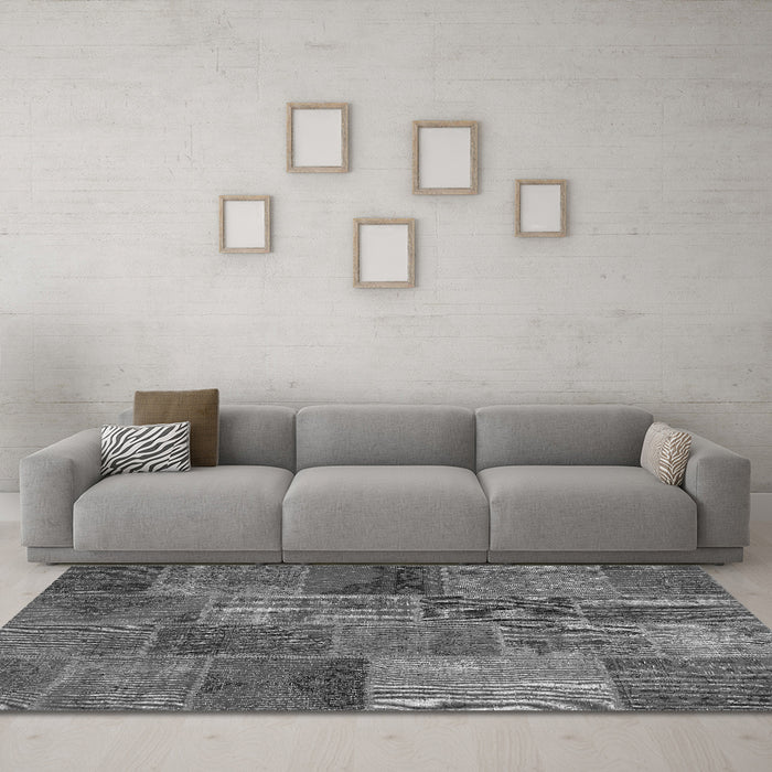 Machine Washable Patchwork Gray Transitional Rug in a Living Room,, wshcon399gry