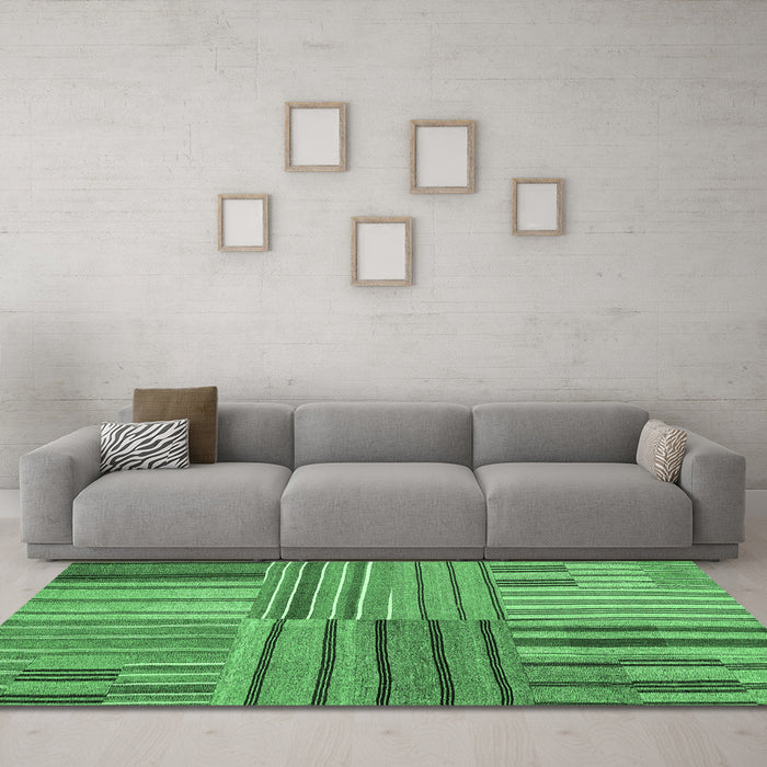 Machine Washable Abstract Emerald Green Contemporary Area Rugs in a Living Room,, wshcon400emgrn