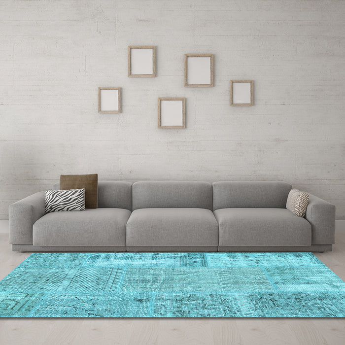 Machine Washable Patchwork Light Blue Transitional Rug in a Living Room, wshcon405lblu