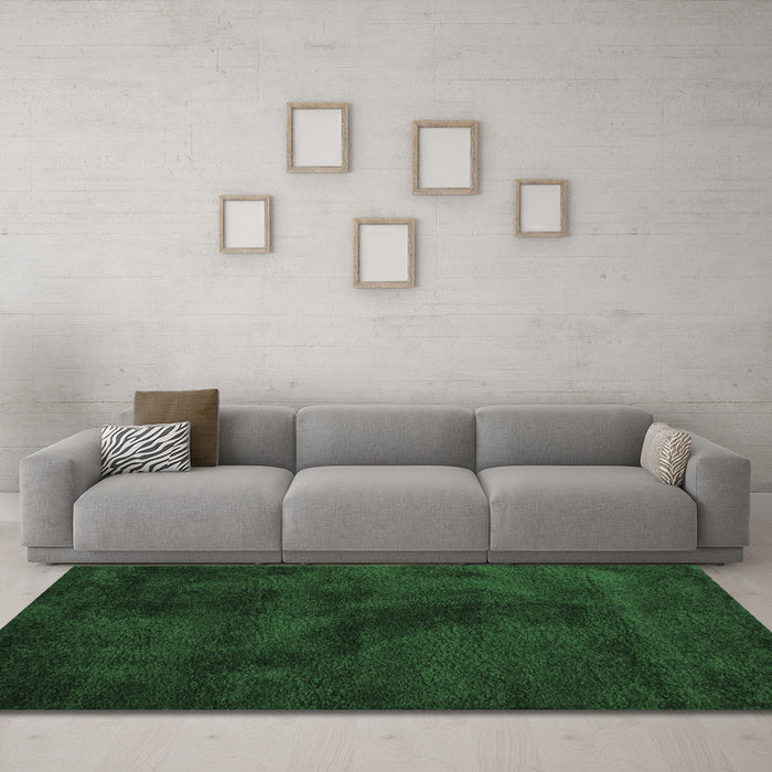 Machine Washable Abstract Emerald Green Contemporary Area Rugs in a Living Room,, wshcon406emgrn