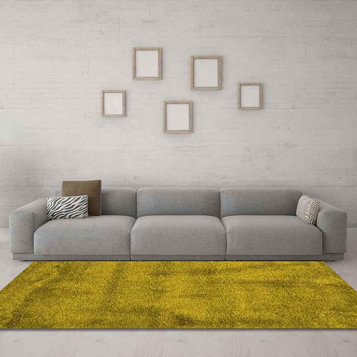 Machine Washable Abstract Yellow Contemporary Rug in a Living Room, wshcon408yw