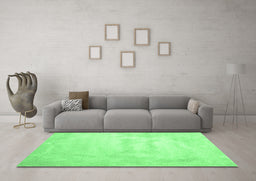 Machine Washable Abstract Emerald Green Contemporary Area Rugs in a Living Room,, wshcon423emgrn
