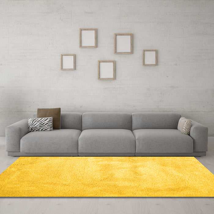 Machine Washable Abstract Yellow Contemporary Rug in a Living Room, wshcon423yw