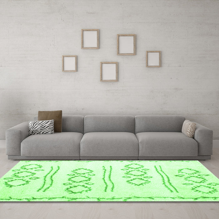 Machine Washable Solid Green Modern Area Rugs in a Living Room,, wshcon429grn