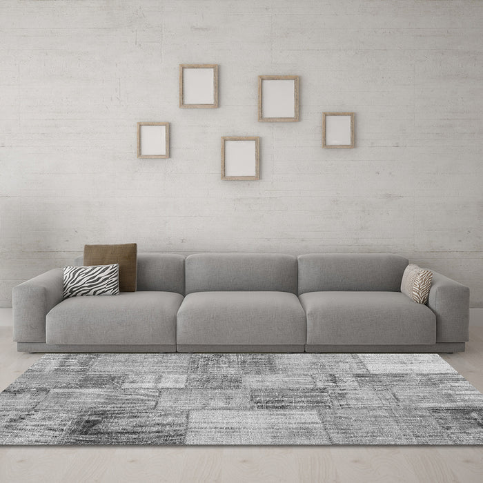 Machine Washable Patchwork Gray Transitional Rug in a Living Room,, wshcon435gry