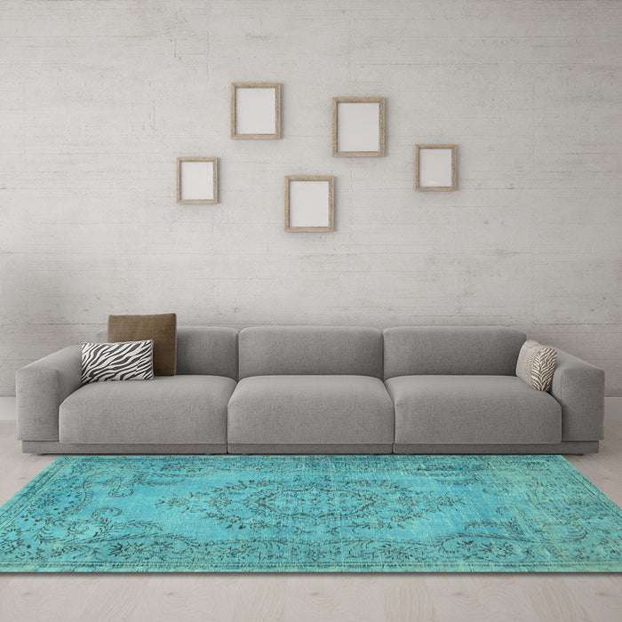 Machine Washable Abstract Light Blue Contemporary Rug in a Living Room, wshcon436lblu