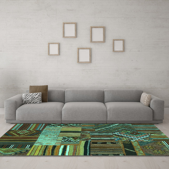 Machine Washable Patchwork Turquoise Transitional Area Rugs in a Living Room,, wshcon437turq