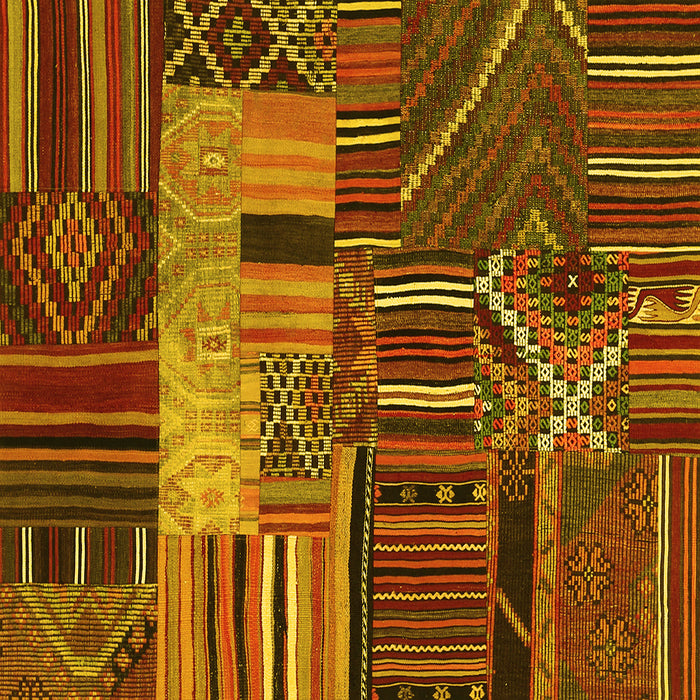 Square Patchwork Yellow Transitional Rug, con437yw