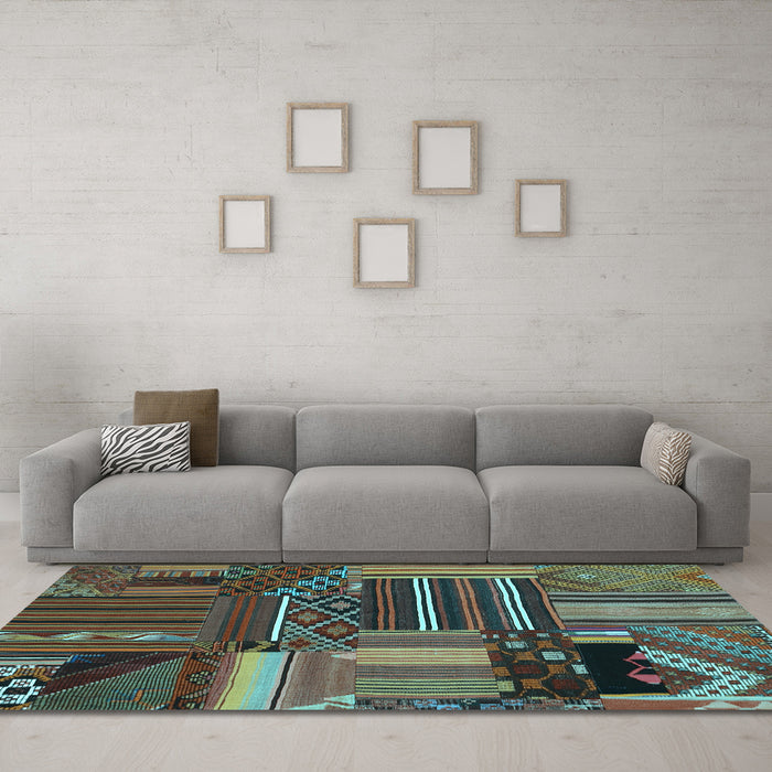 Machine Washable Patchwork Light Blue Transitional Rug in a Living Room, wshcon438lblu