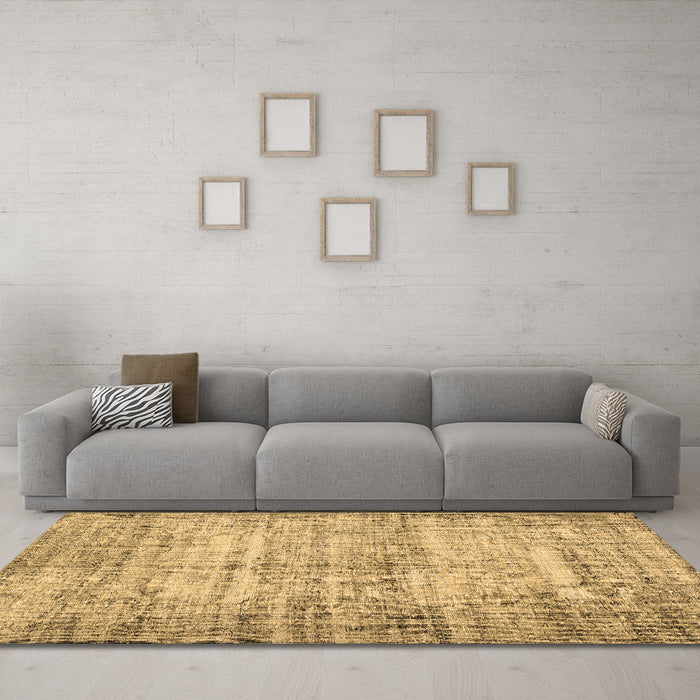 Machine Washable Abstract Brown Contemporary Rug in a Living Room,, wshcon441brn
