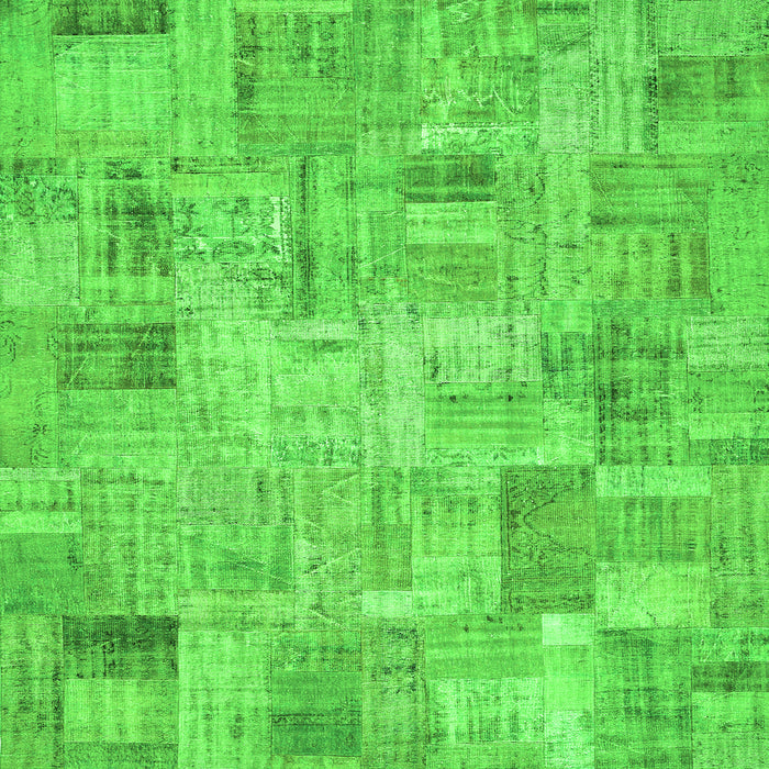 Serging Thickness of Patchwork Green Transitional Rug, con442grn