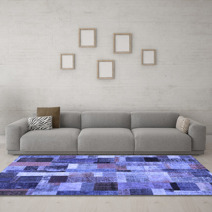 Machine Washable Patchwork Blue Transitional Rug in a Living Room, wshcon443blu