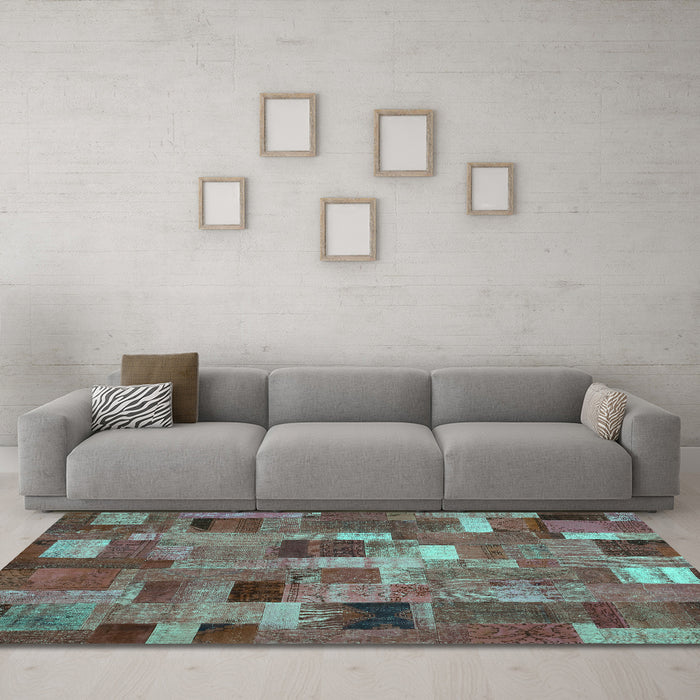 Machine Washable Patchwork Turquoise Transitional Area Rugs in a Living Room,, wshcon445turq