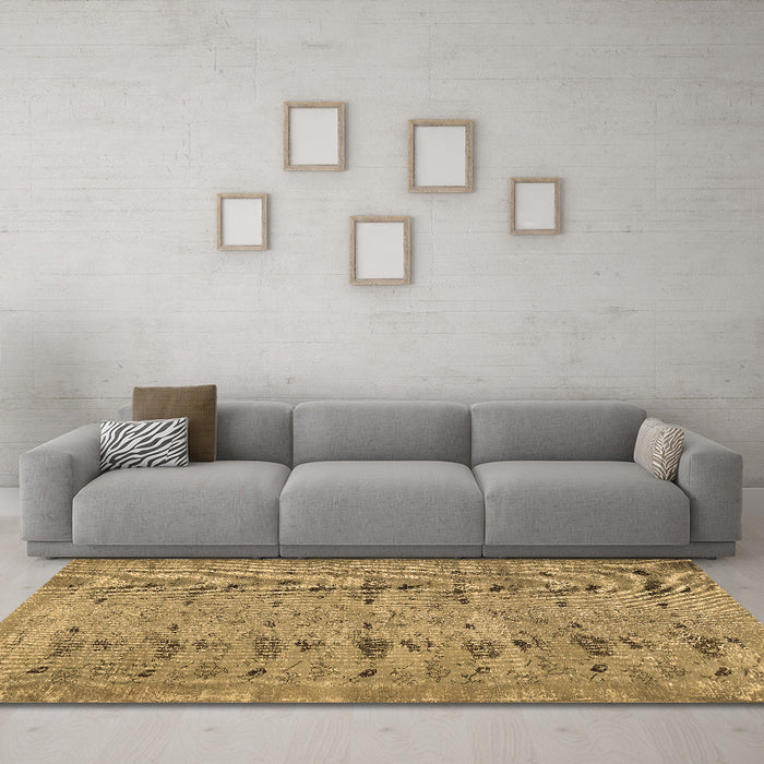 Machine Washable Abstract Brown Contemporary Rug in a Living Room,, wshcon446brn