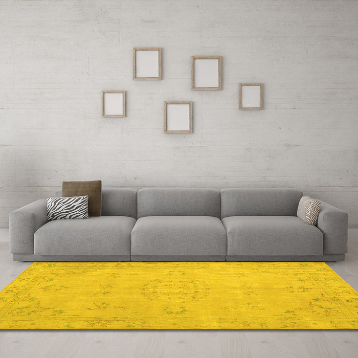 Machine Washable Abstract Yellow Contemporary Rug in a Living Room, wshcon462yw