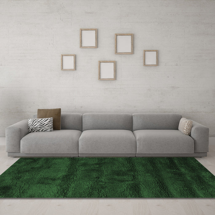 Machine Washable Abstract Emerald Green Contemporary Area Rugs in a Living Room,, wshcon469emgrn
