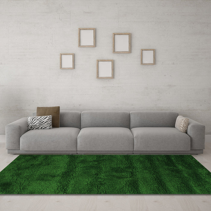 Machine Washable Abstract Green Contemporary Area Rugs in a Living Room,, wshcon469grn