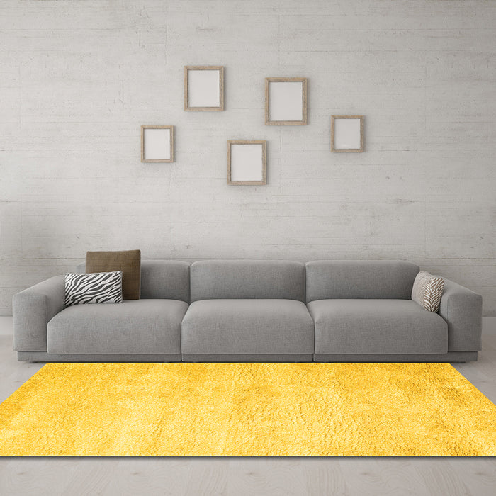 Machine Washable Abstract Yellow Contemporary Rug in a Living Room, wshcon470yw
