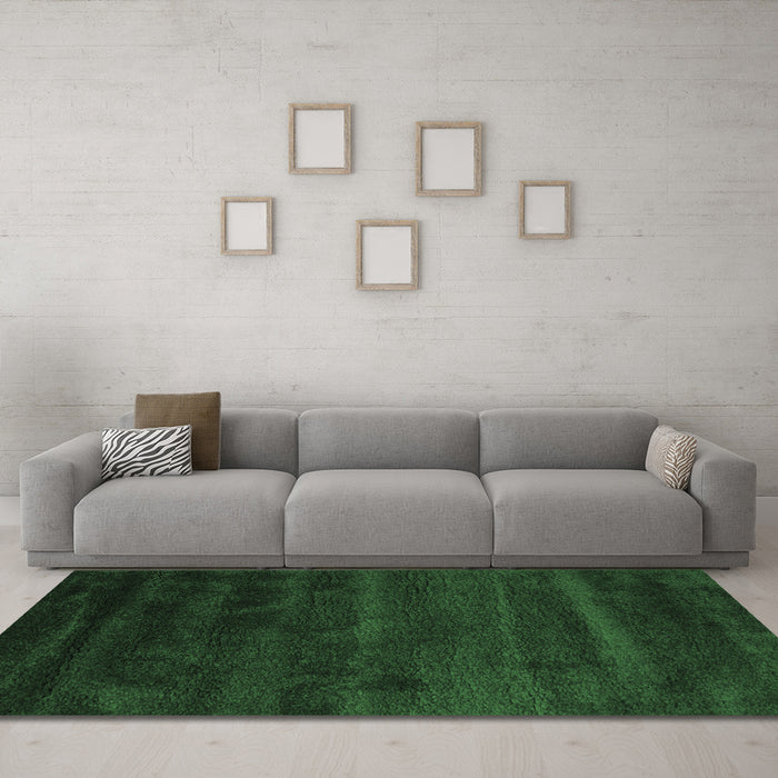 Machine Washable Abstract Emerald Green Contemporary Area Rugs in a Living Room,, wshcon471emgrn