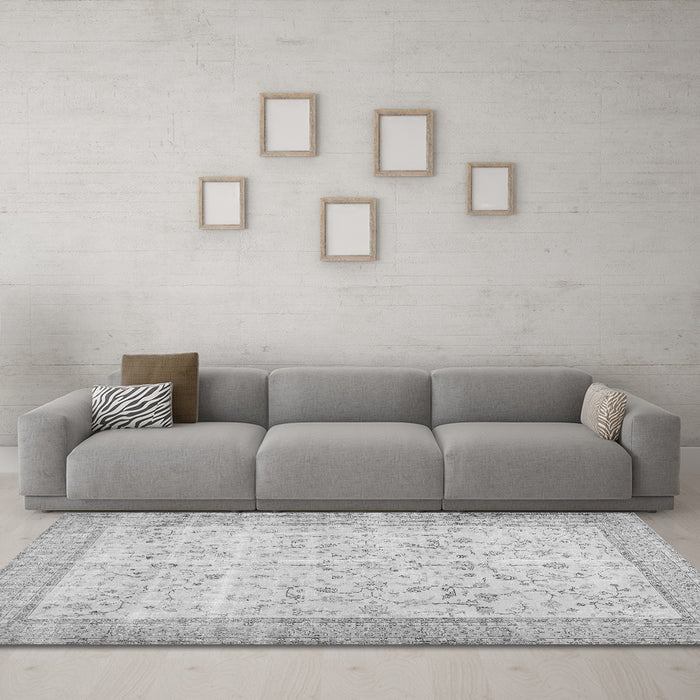 Machine Washable Abstract Gray Contemporary Rug in a Living Room,, wshcon474gry