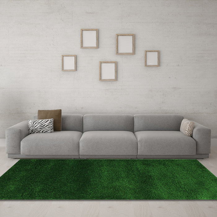 Machine Washable Abstract Green Contemporary Area Rugs in a Living Room,, wshcon477grn