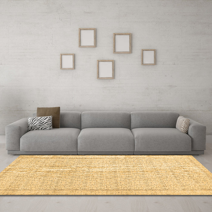 Machine Washable Abstract Brown Contemporary Rug in a Living Room,, wshcon478brn