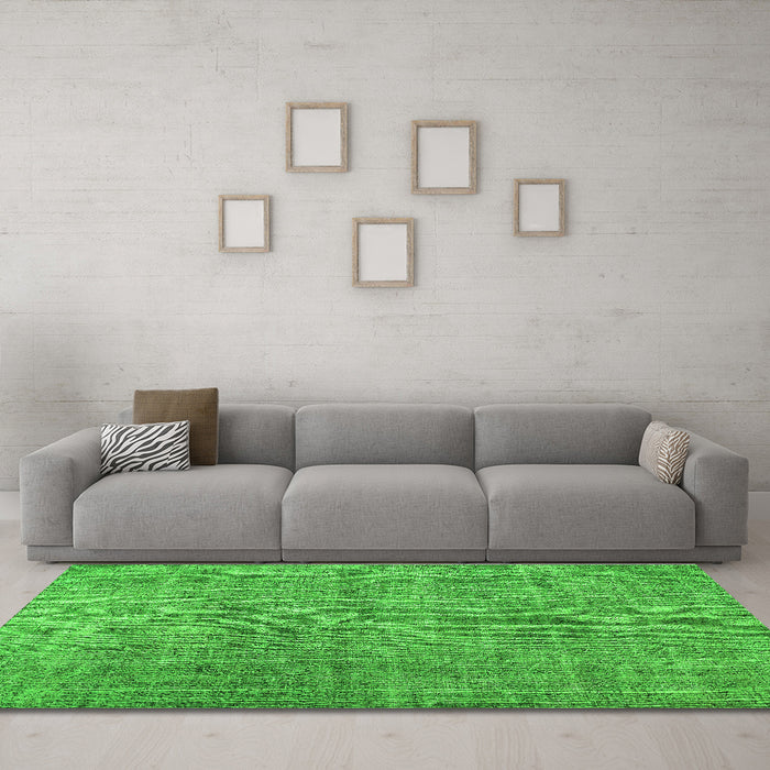 Machine Washable Abstract Green Contemporary Area Rugs in a Living Room,, wshcon479grn