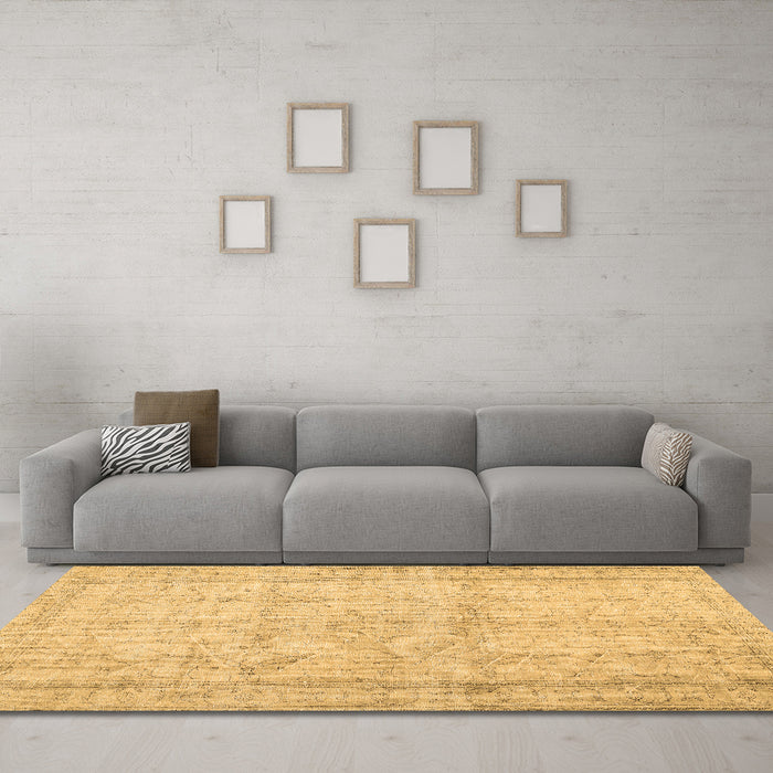 Machine Washable Abstract Brown Contemporary Rug in a Living Room,, wshcon480brn