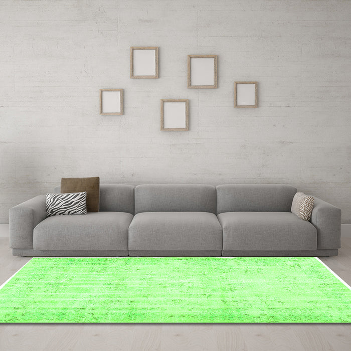 Machine Washable Abstract Green Contemporary Area Rugs in a Living Room,, wshcon484grn