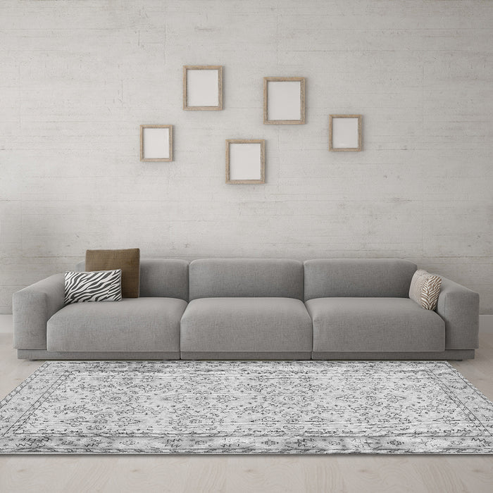 Machine Washable Abstract Gray Contemporary Rug in a Living Room,, wshcon489gry