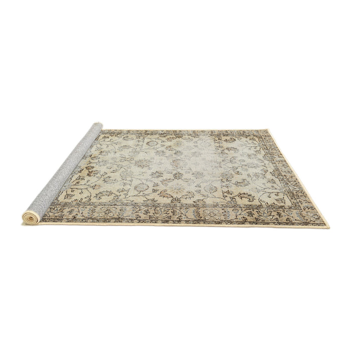 Serging Thickness of Machine Washable Contemporary Camel Brown Rug, wshcon493