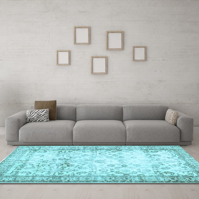 Machine Washable Abstract Light Blue Contemporary Rug in a Living Room, wshcon493lblu