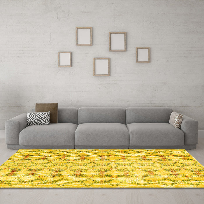 Machine Washable Abstract Yellow Contemporary Rug in a Living Room, wshcon495yw