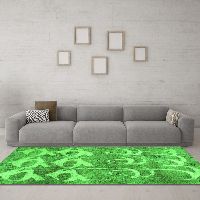 Machine Washable Abstract Green Contemporary Area Rugs in a Living Room,, wshcon496grn