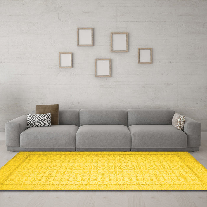 Machine Washable Abstract Yellow Contemporary Rug in a Living Room, wshcon497yw